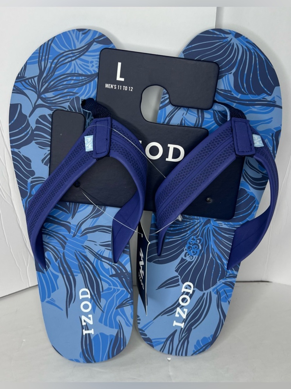 New Izod Navy/Light Blue Tropical Floral Men’s Flip Flops Various Sizes L/M
